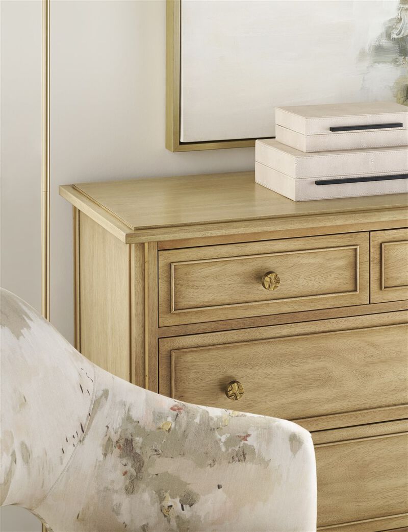 Reflection Dresser