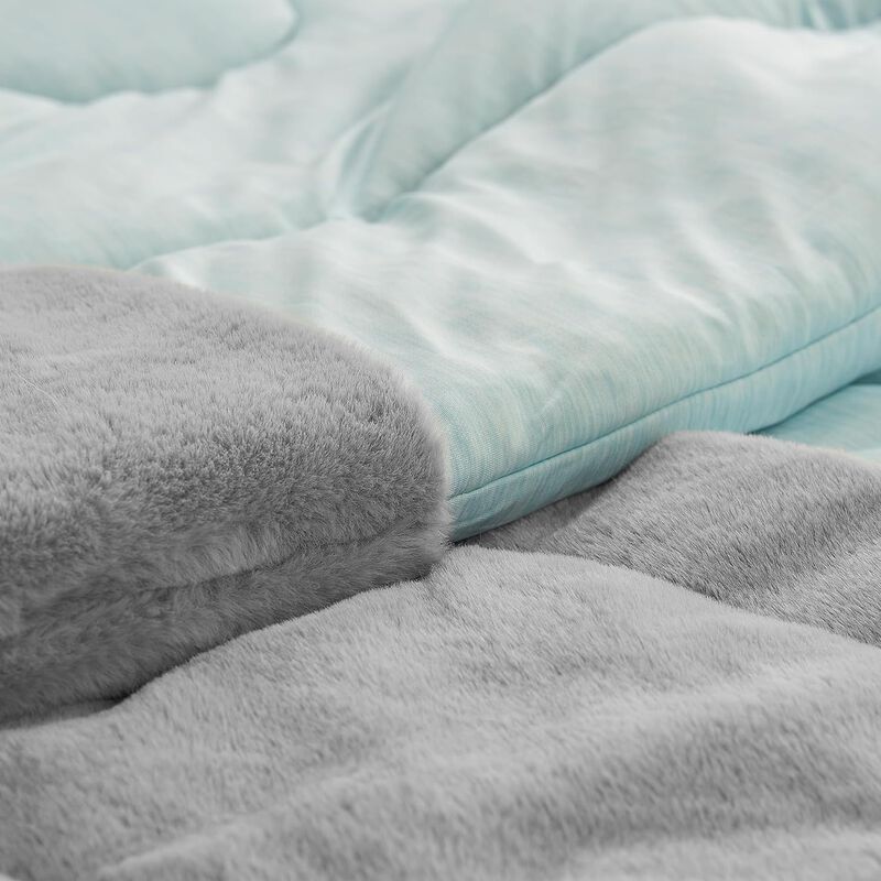Opposites Attract - Coma Inducer� Oversized Comforter Set