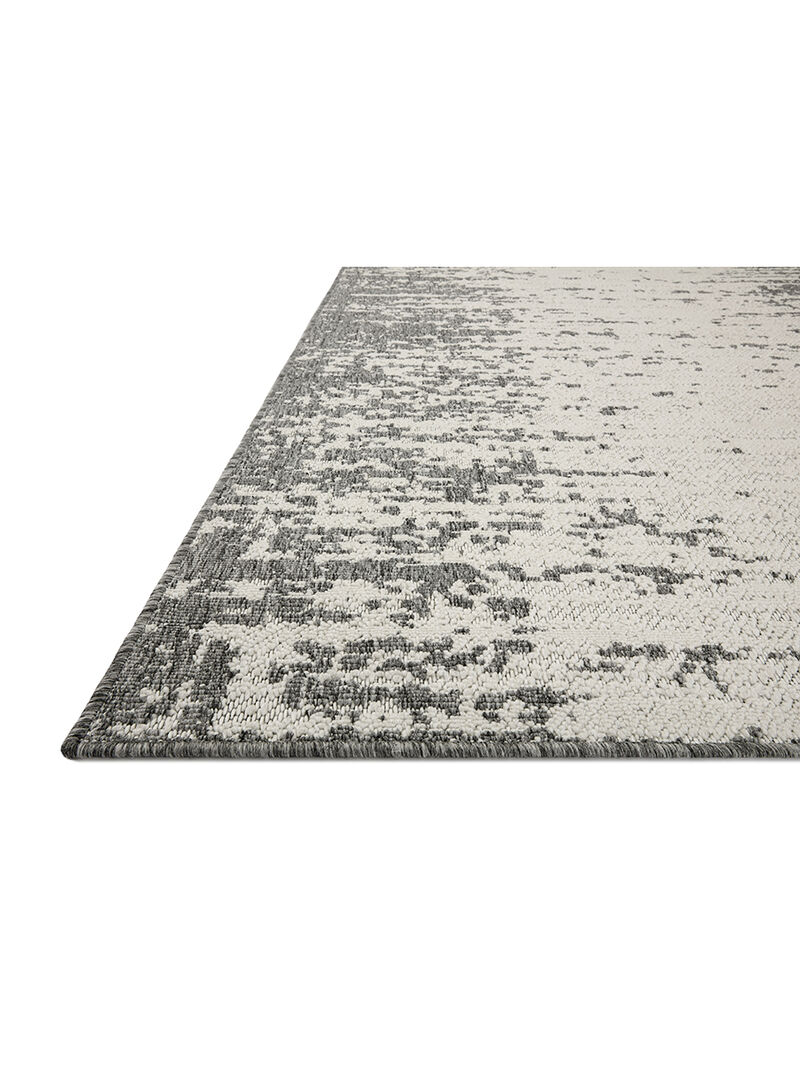 Rainier Ivory/Grey 9'2" x 12'2" Rug