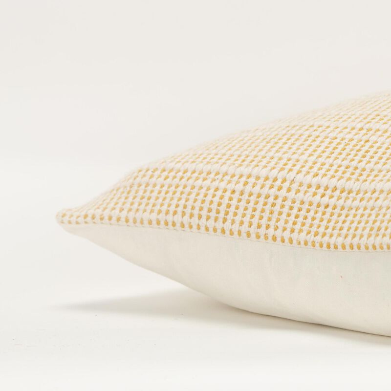 T20626 Pillow