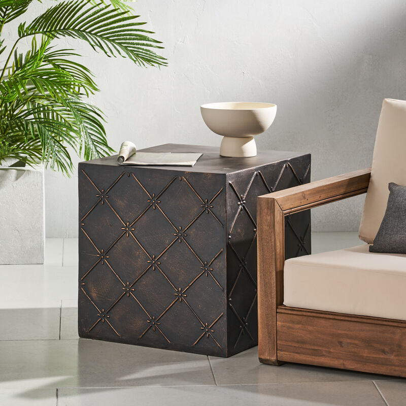 Diamond Patterned Concrete End Table for Modern Outdoor Living