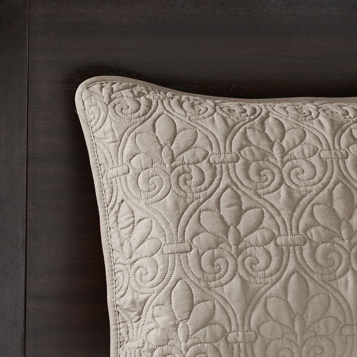 Gracie Mills Sandy Reversible Bedspread Set with Classic Stitch Pattern