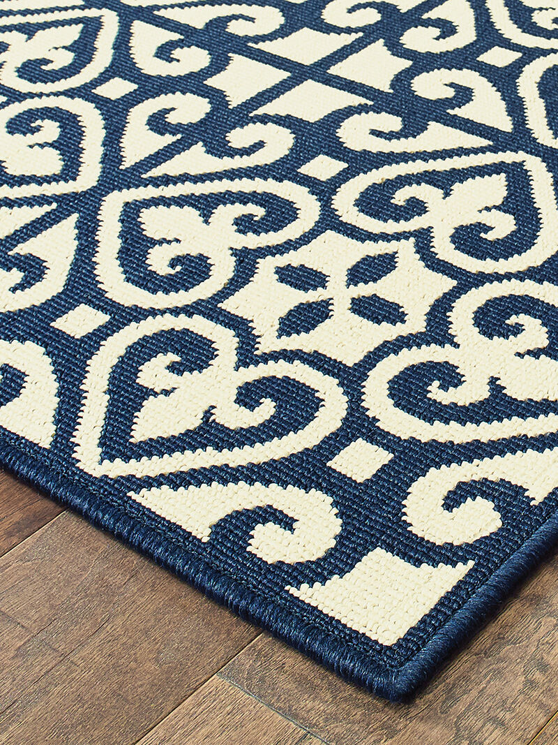 Marina 3'7" x 5'6" Ivory Rug