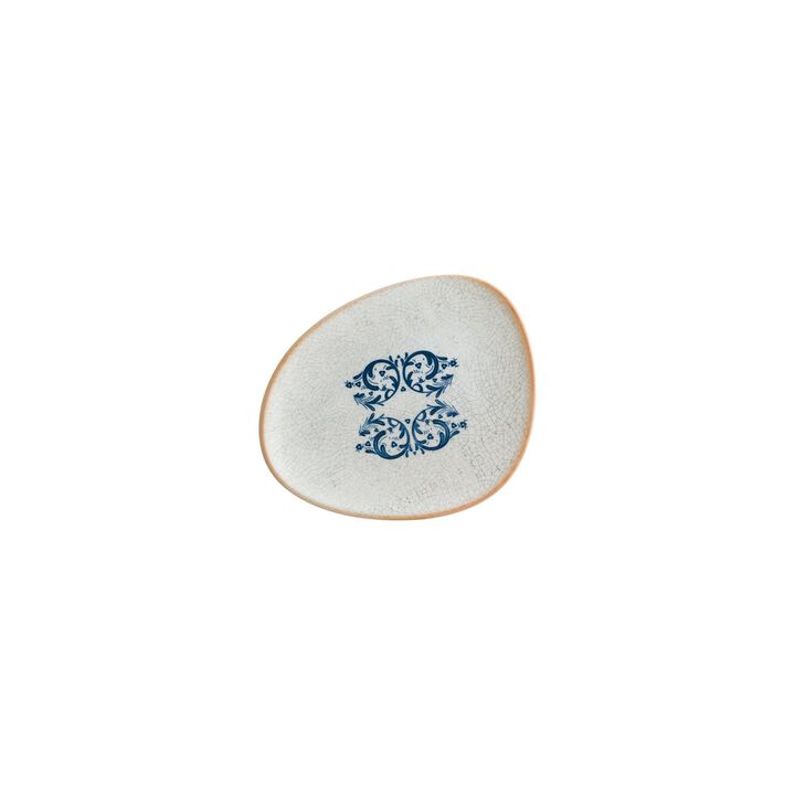 Viento 7.5" x 6" Organic Decorated Porcelain Plate (Set of 4)