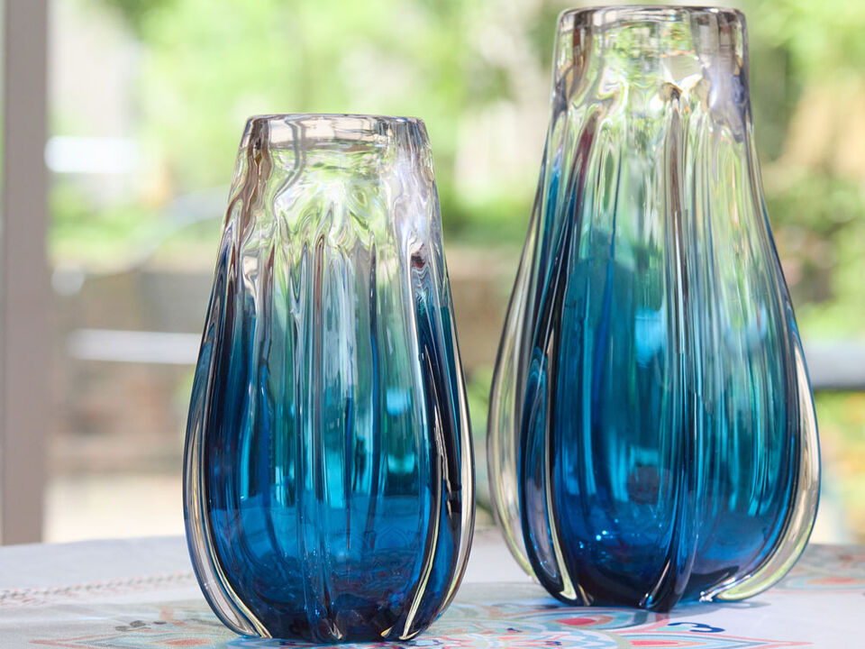 Hand Blown Laine Sommerso Art Glass Vase