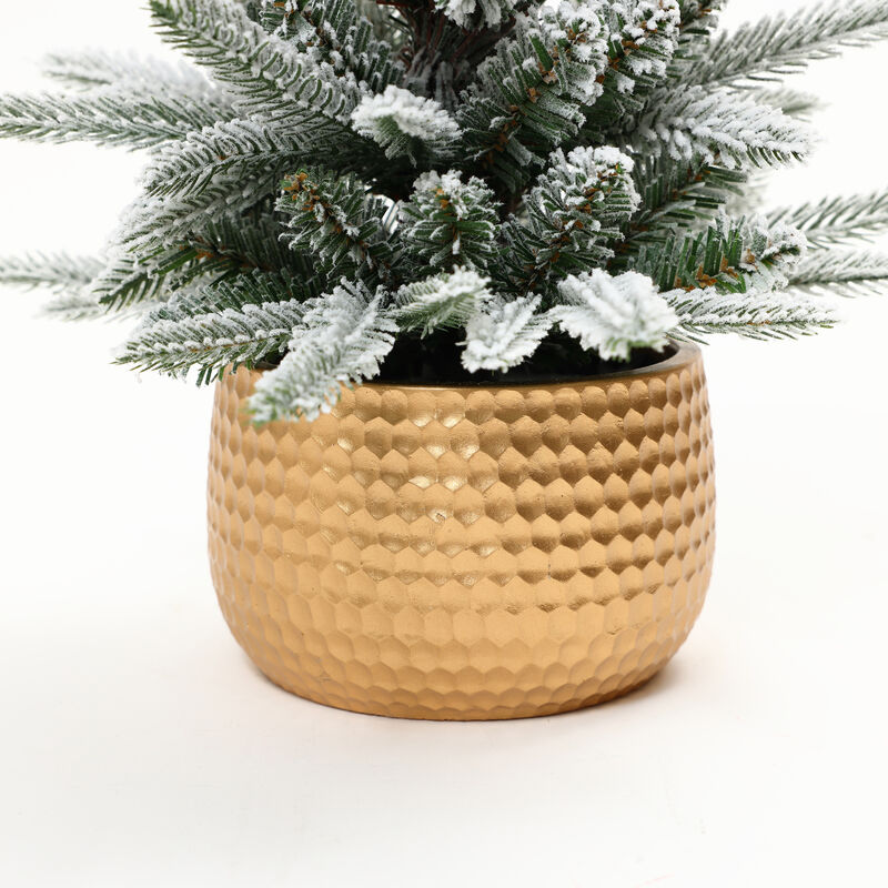 LuxenHome 1.5Ft Flocked Artificial Tree Potted