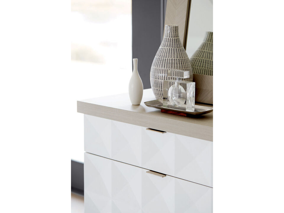 Axiom Dresser
