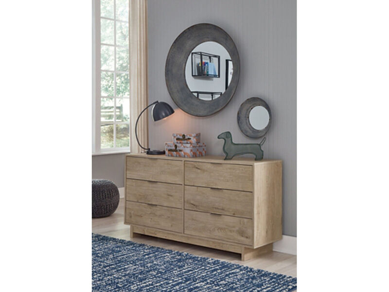 Oliah Dresser
