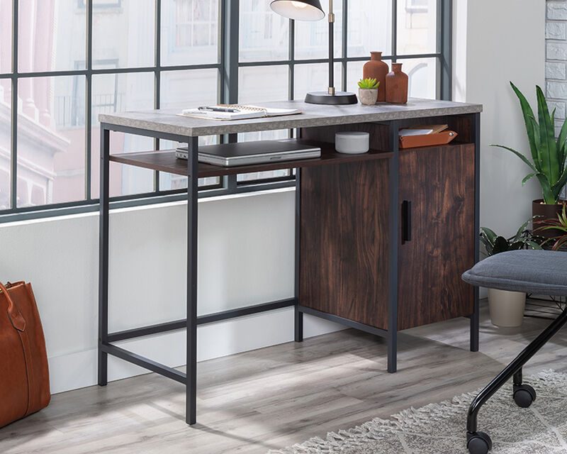 Market Commons Single Pedestal Desk
