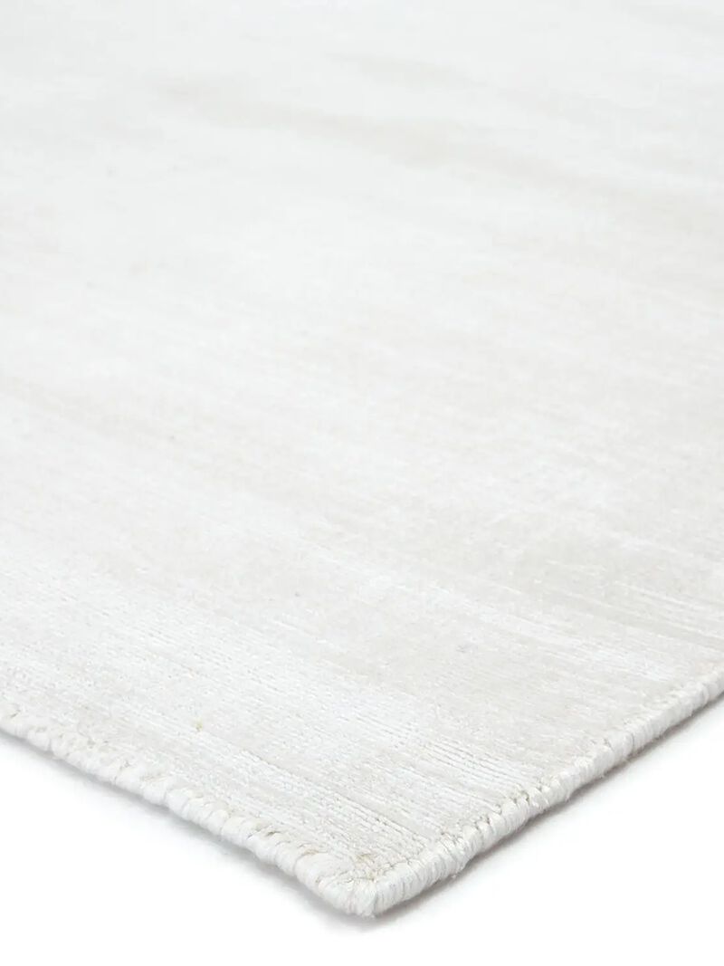 Yasmin Yasmin White 10' x 14' Rug
