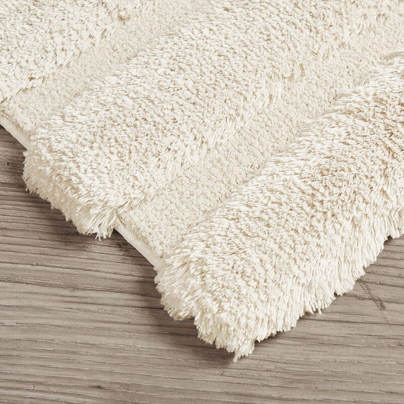 Gracie Mills Kathleen Modern High-low stripe Rug - 21x34"