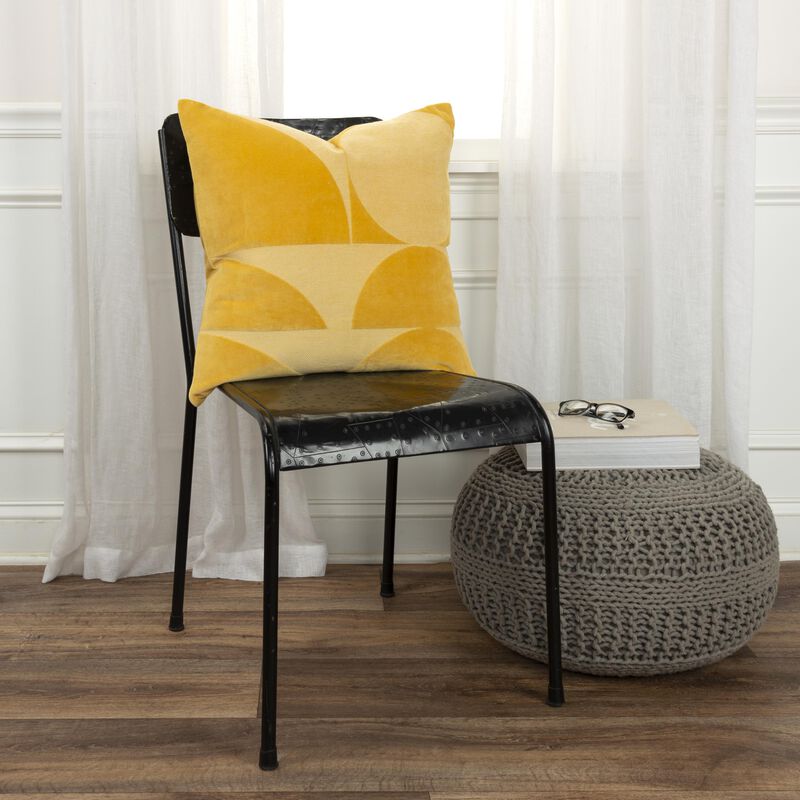 T20018 Pillow