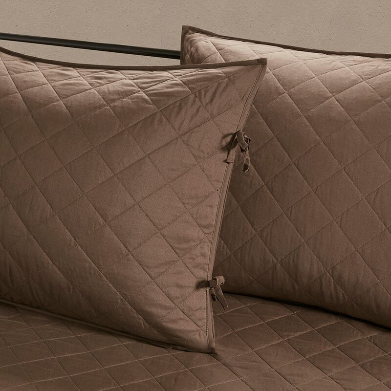 Gracie Mills Maldonado 6-Piece Rustic Reversible Daybed Cover Set