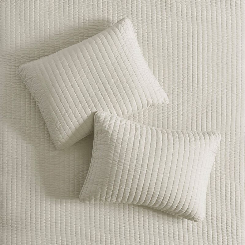 Gracie Mills Becker Cozy Reversible Pick Stitch Quilt Set with Matching Shams