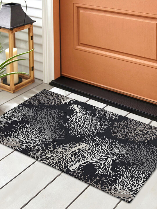 Seabreeze SZ3 Black 20" x 30" Rug