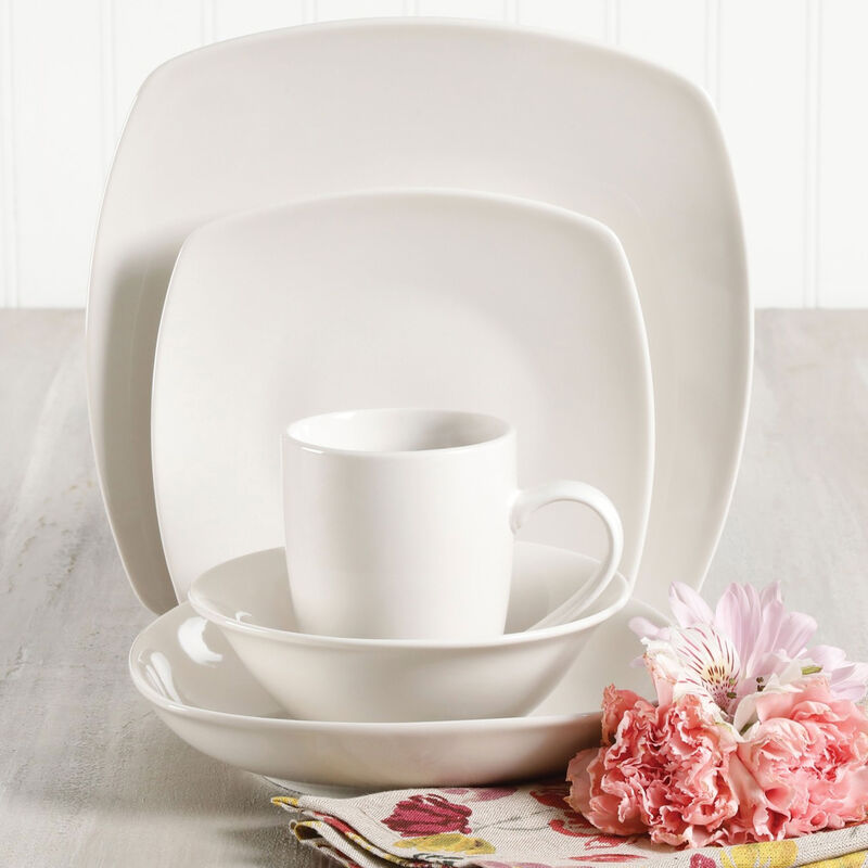 Gibson Home Hagen Square Dinnerware Set in White, Set of 30