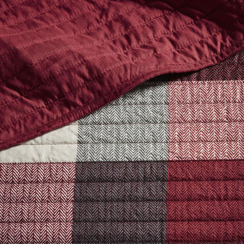 Madison Park 100% Polyester Herringbone Printed 6pcs Reversible Daybed Cover Set