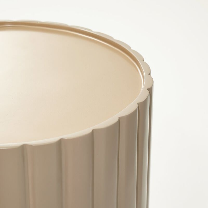 Michael Amini Malibu Crest Round Chairside Table - Chardonnay