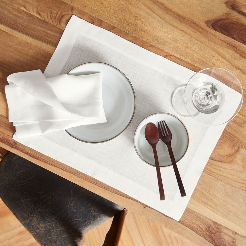 Solino Home 100% Pure Linen Placemats  Set of 6, 14 x 19 Inch | Sonoma