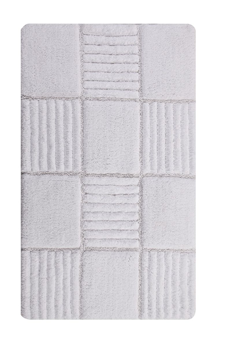 Knightsbridge Chakkar Board 220 GSF Non Skid Back Bath Rug 17 x 24 - White