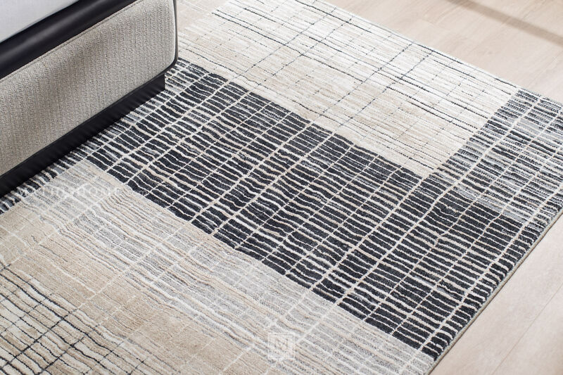 Vanguard Resolute 5'3" x 7'10" Rug