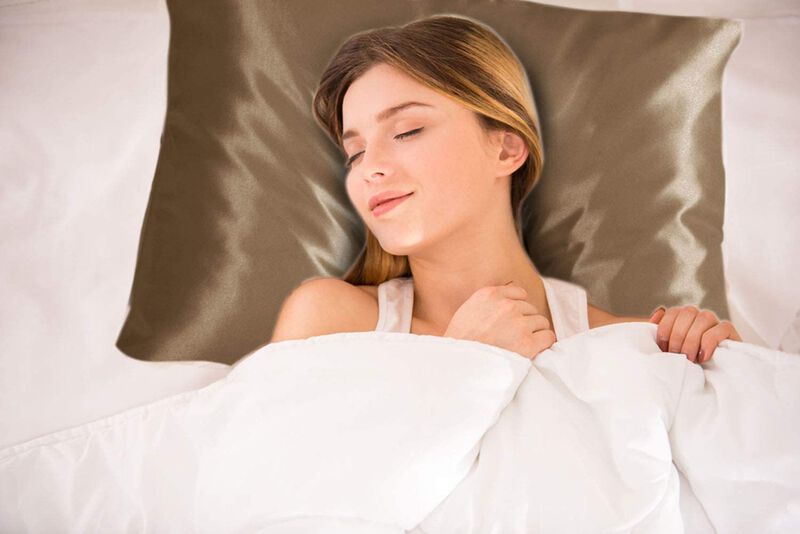Satin Pillow Case with Zipper - Luxury Pillow Cover (Pillowcase Set of 2)