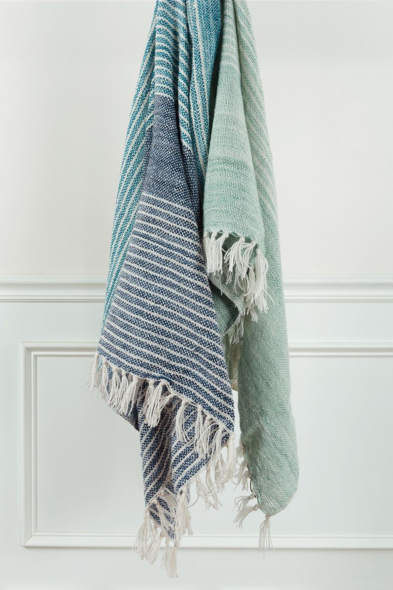 Blue/Green 50" x 60" Throw Blanket