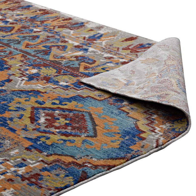 Centehua Distressed Southwestern Aztec 5x8 Area Rug - Multicolored