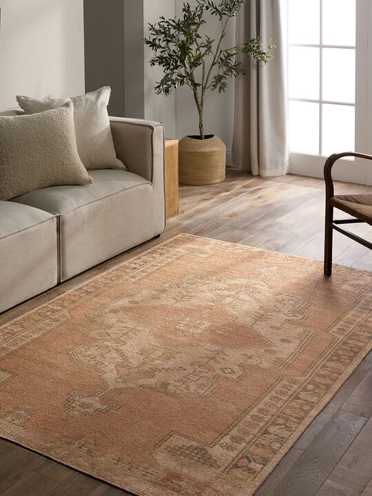 Nico Edage 7'6"x9'6" Rug