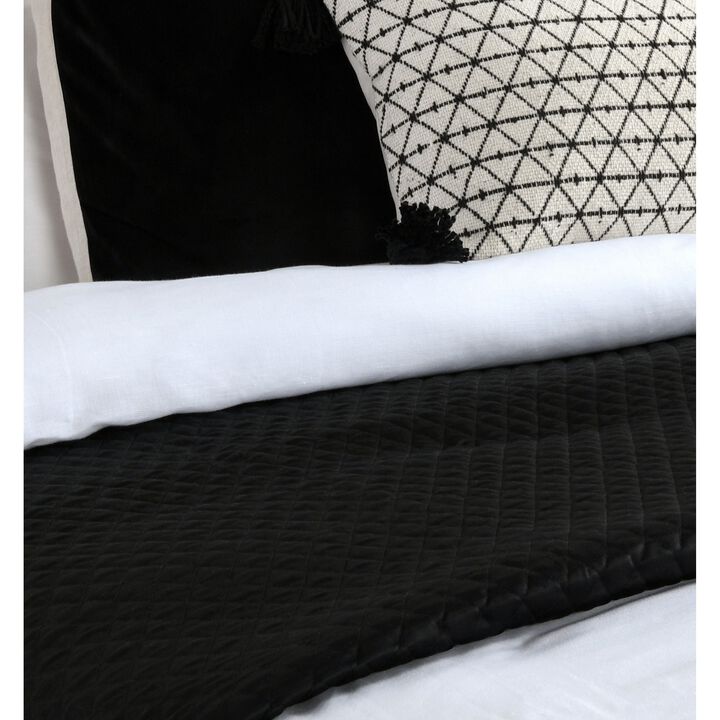 Kahn Hand Stitched Soft Sateen Quilt, Cotton Fill and Binding-Benzara