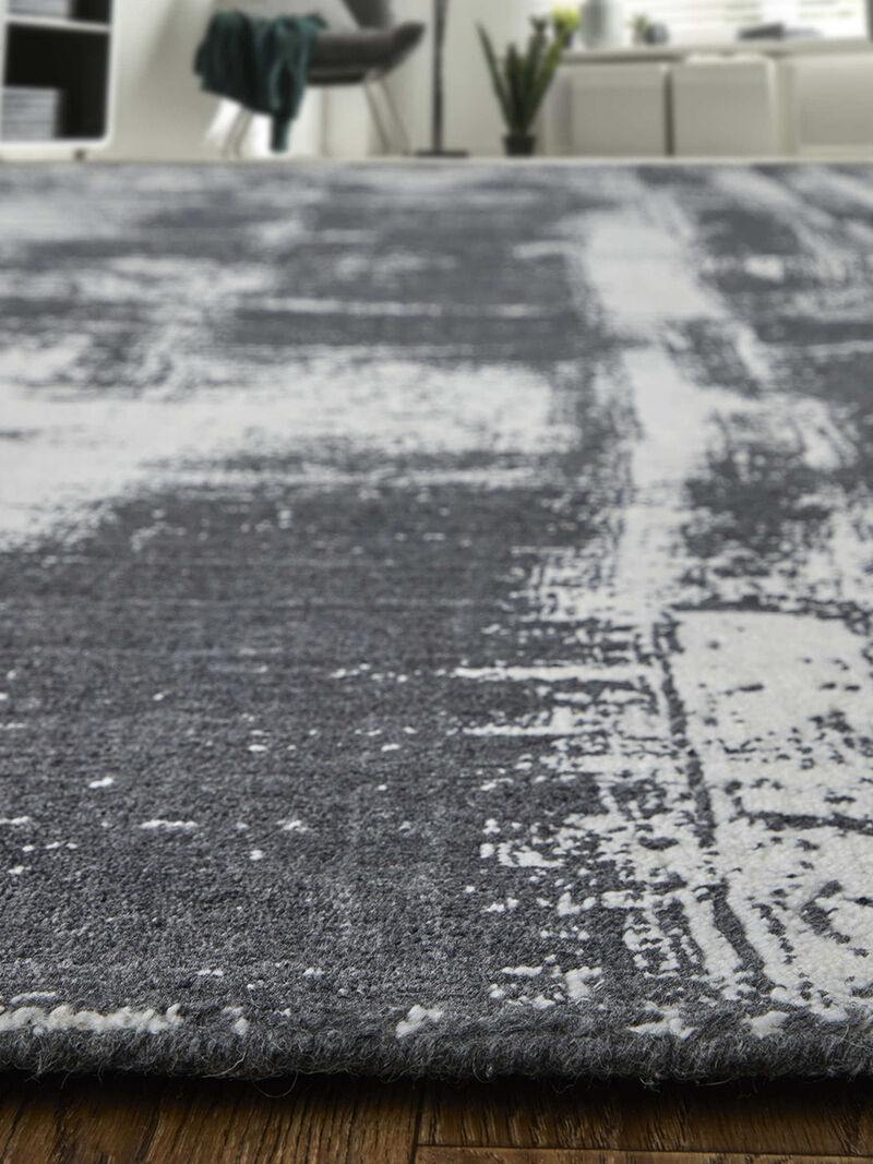 Coda 8929F 3'6" x 5'6" Black/White Rug