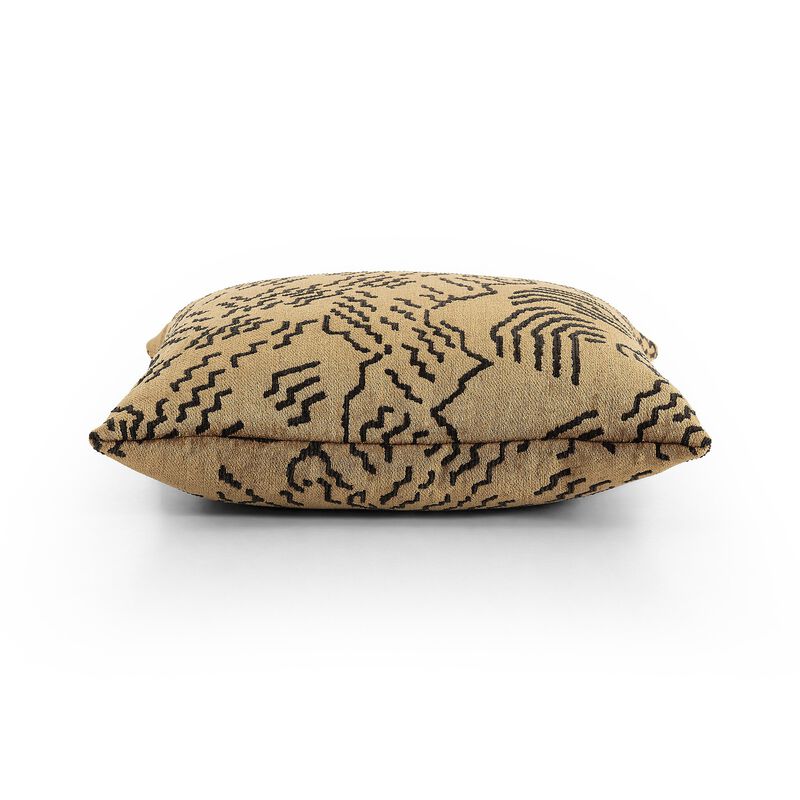 Maxson Pillow