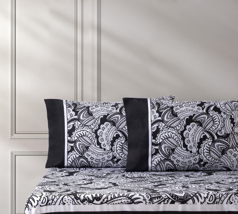 Brooks Brothers Black & White Paisley Cotton Sateen Pillowcase Pair