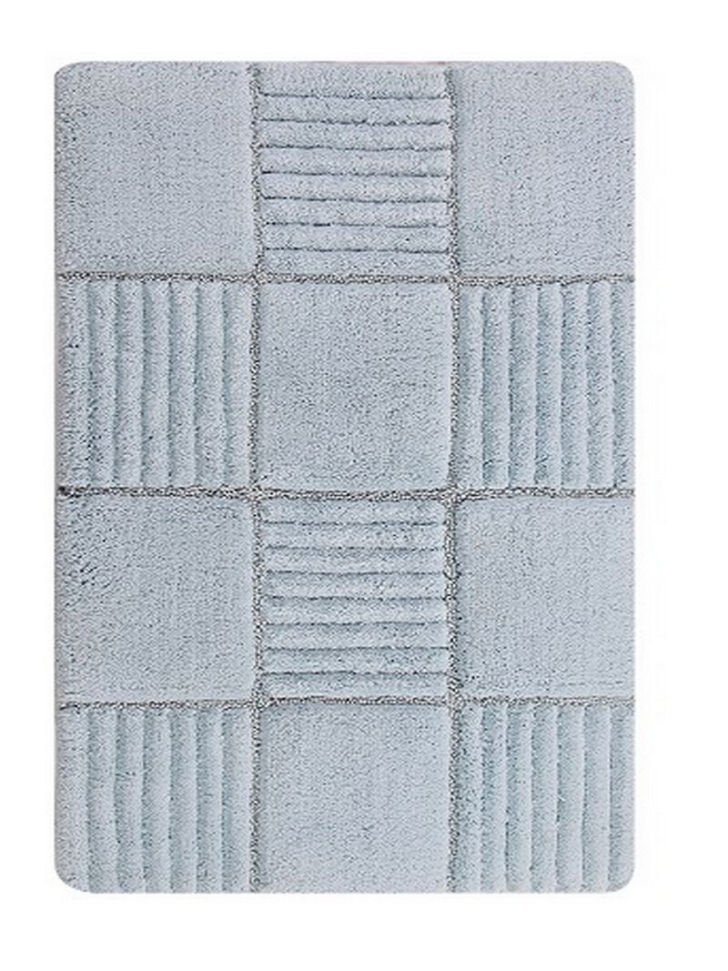 Knightsbridge Chakkar Board 220 GSF Non Skid Back Bath Rug 17 x 24 - Light Blue