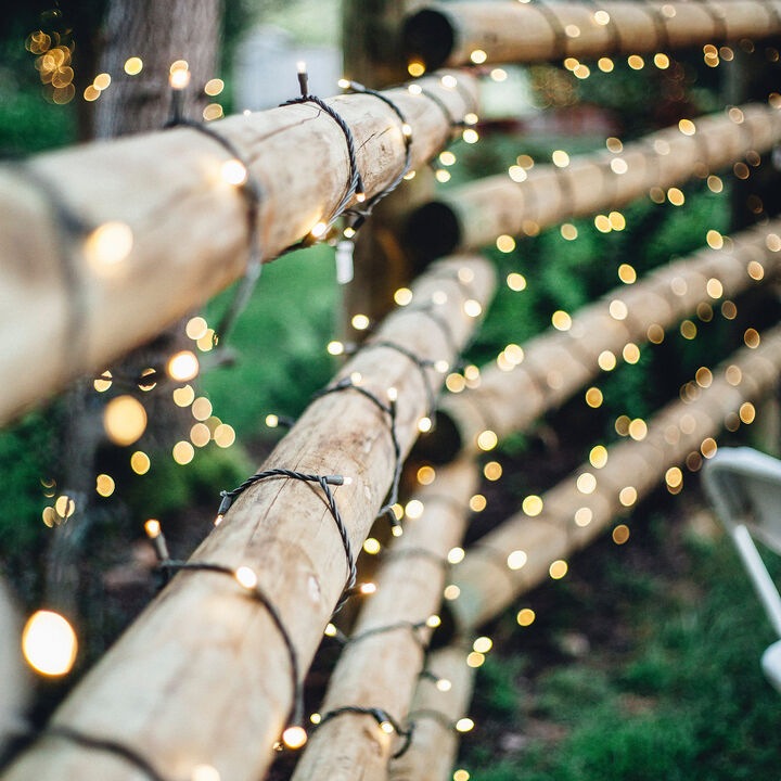 100 Count Warm White LED Solar Power Mini Christmas Light Set with Green Wire