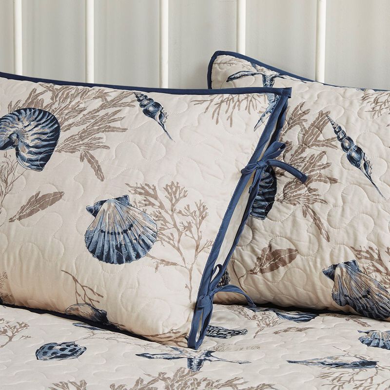 Gracie Mills Villanueva 6-Piece Reversible Daybed Cover Set