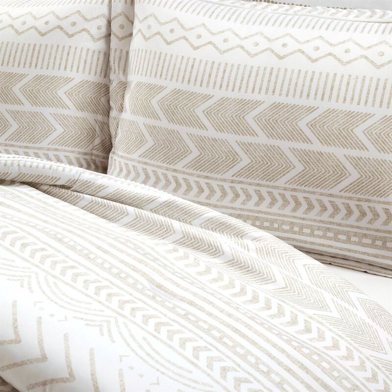 Scandinavian Chevron 5-Piece Lightweight Comforter Set – Soft Bedding with Pillow Shams