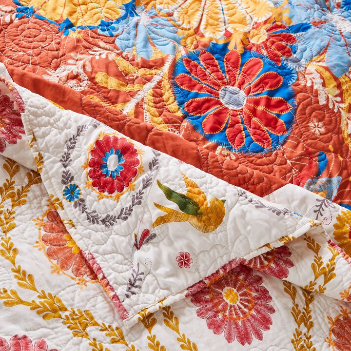 Xan 3pc Queen Bedspread and Pillow Sham Set, Bouquet Print, Multicolor