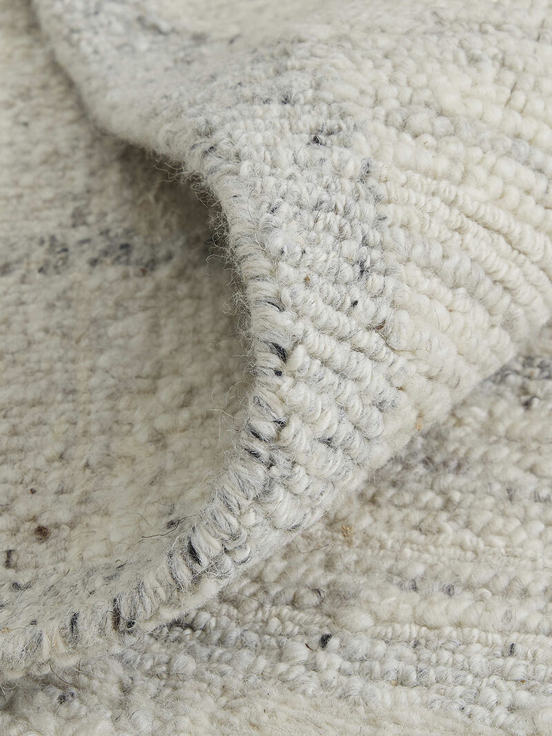 Navaro 8913F 9'6" x 13'6" Ivory/Gray/Blue Rug