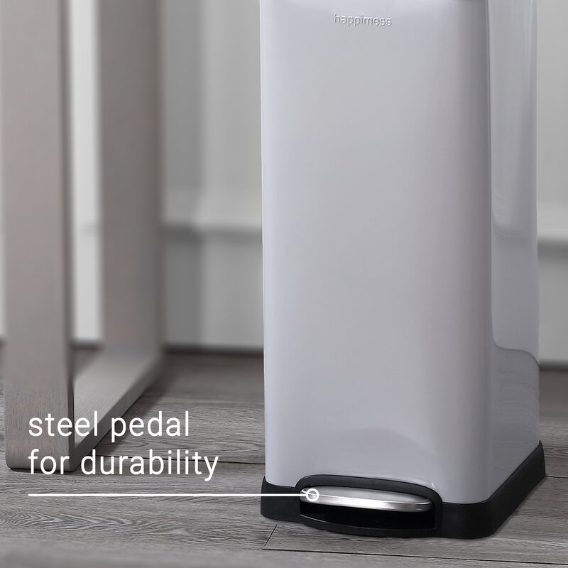 Betty Retro Step-Open Trash Can with Liners