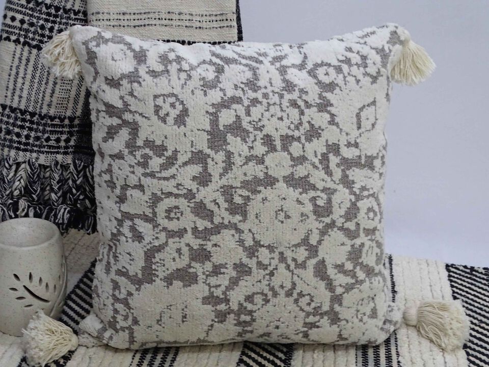 20" x 20" Throw Pillow with Tassels