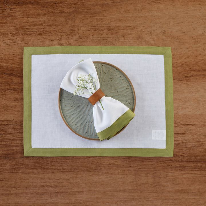 Solino Home 100% Pure Linen Cloth Napkins 20 x 20 Inch Set of 4 | Classic Dinner Napkins