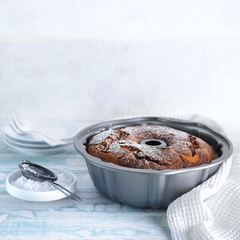 Baker's Secret Fluted Cake Pan 12", Heavy Duty Carbon Steel, Non-stick coating, Dark Gray Classic Line