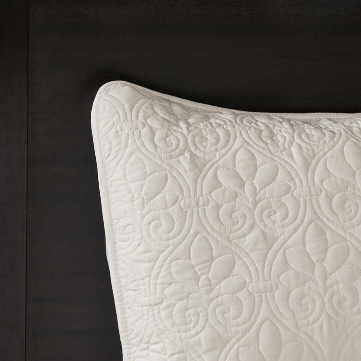 Gracie Mills Sandy Reversible Bedspread Set with Classic Stitch Pattern