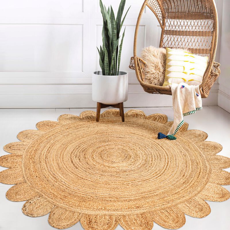 Petal Boho Jute Scalloped Circle Natural Area Rug