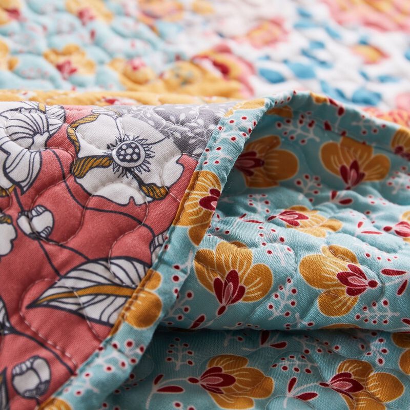 2 Piece Twin Quilt Set with Floral Print, Multicolor - Benzara