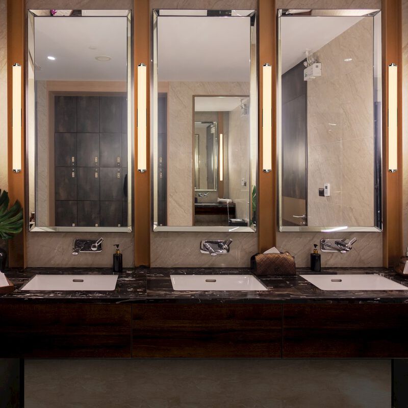 VONN Lighting Integrated AC LED ADA Compliant Bathroom Wall Lighting Fixture in Chrome