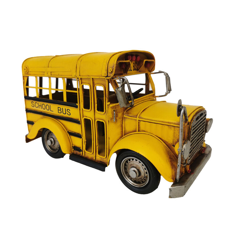 Metal Model School Bus Décor