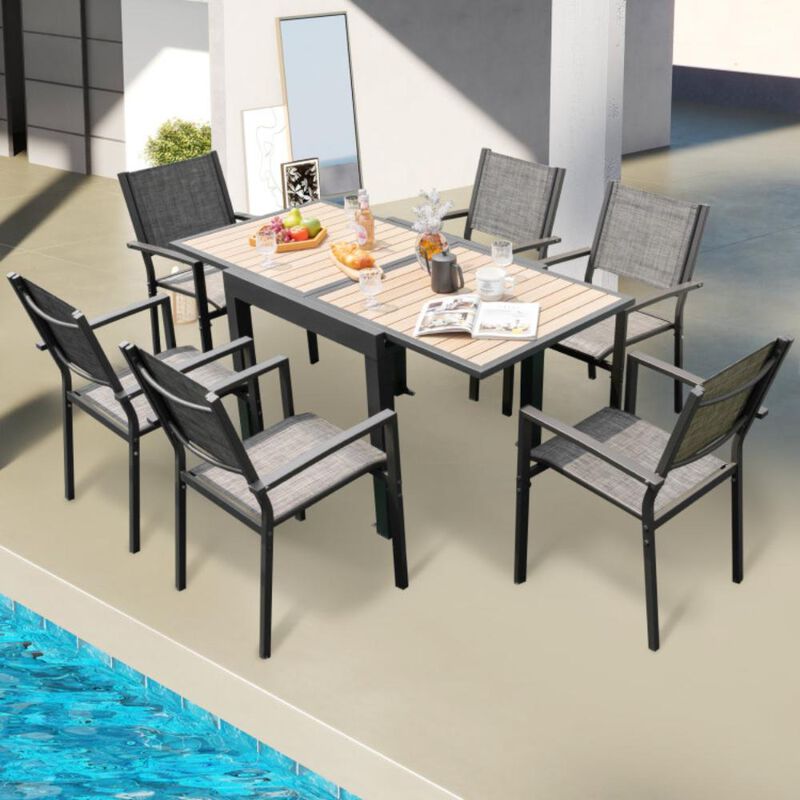 Hivvago 31.5-63 Inches Extendable Patio Table for 4-6 People