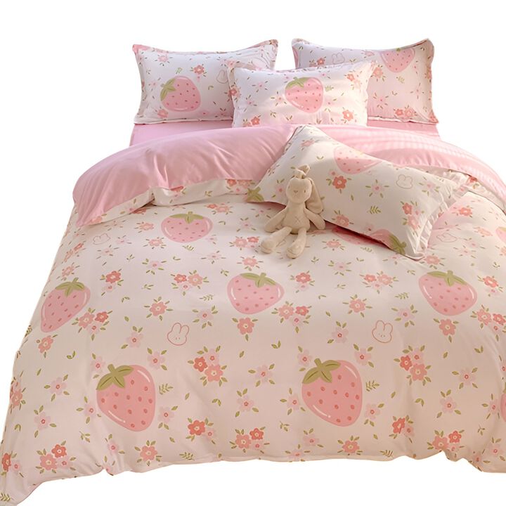 3-Piece Strawberry Duvet Cover Set Adorable Strawberry Print Bedding for Home & Bedroom Decor